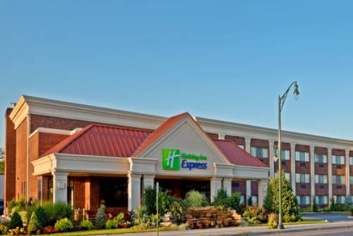 Holiday Inn Express Lynbrook-Rockville Centre