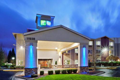 Holiday Inn Express Portland Airport