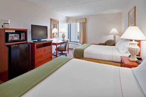 Holiday Inn Express & Suites Allentown-Dorney Park Area