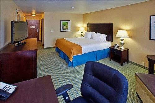 Holiday Inn Express Waterloo-Cedar Falls