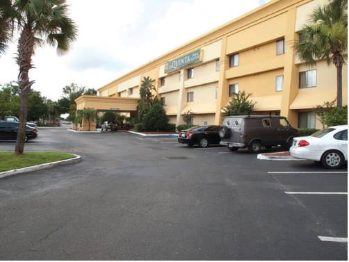 La Quinta Inn & Suites Orlando South