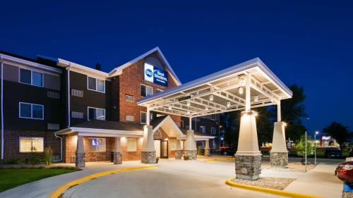 Lakeview Inn & Suites Grand Forks