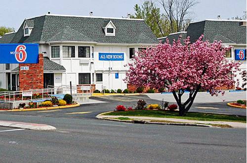 Motel 6 Hartford - Enfield