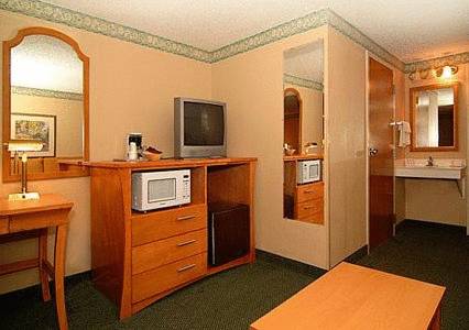 Quality Inn and Suites Council Bluffs