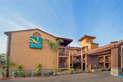 Quality Inn & Suites Near The Border