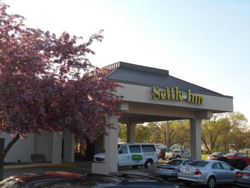 Settle Inn La Crosse