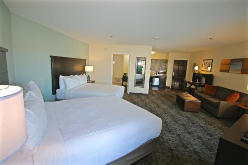 Staybridge Suites Cathedral City