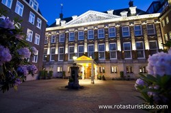 The Grand Amsterdam Sofitel Legend